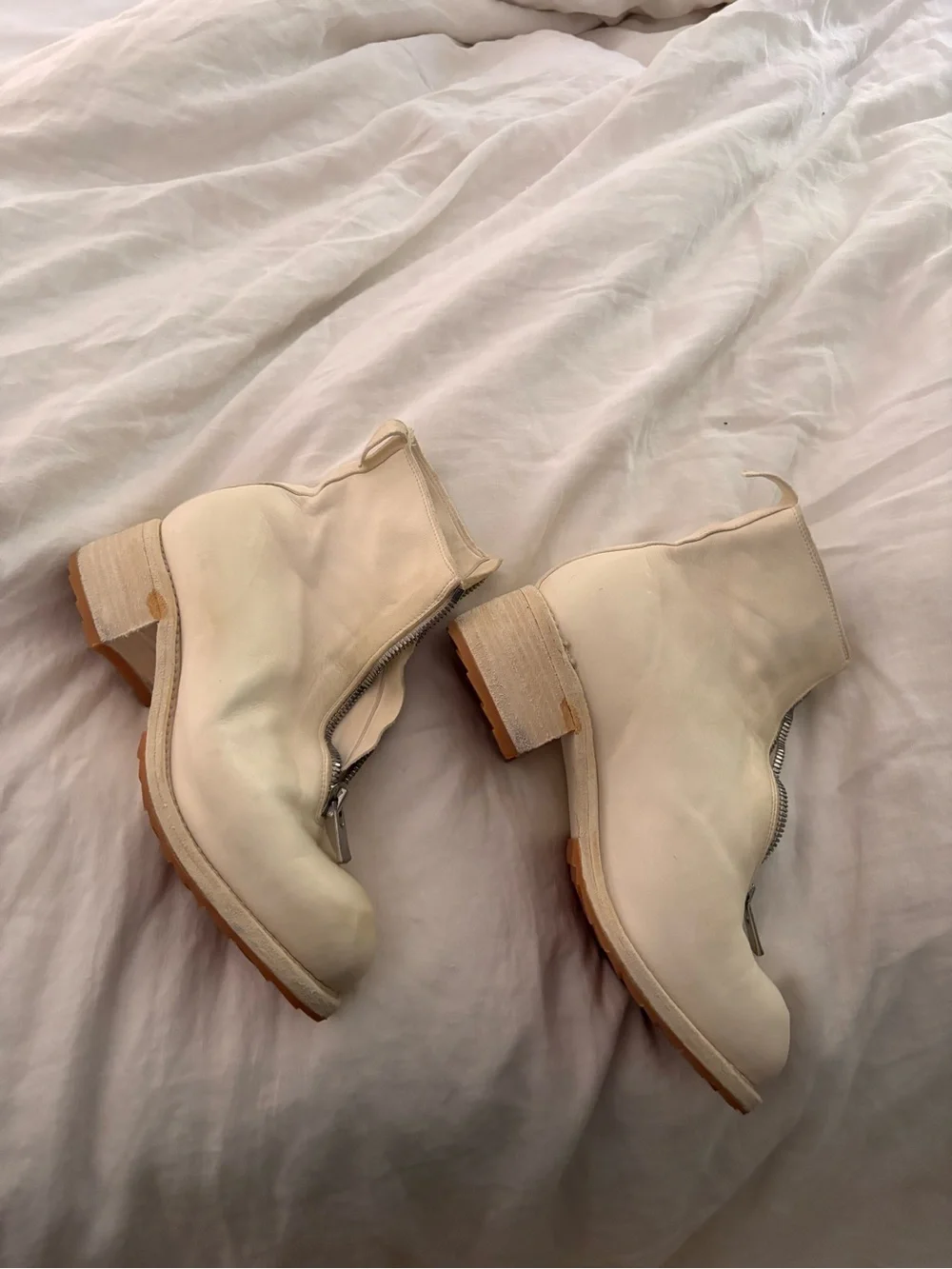 Guidi Cream Front-Zip Leather Ankle Boots